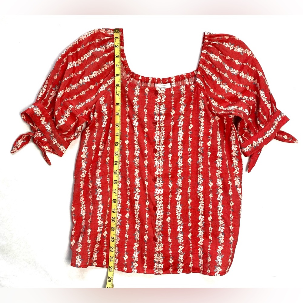 Lauren Conrad Red Floral Button-Up Short Sleeve Top/Blouse Tie Sleeve Size M - Picture 11 of 11
